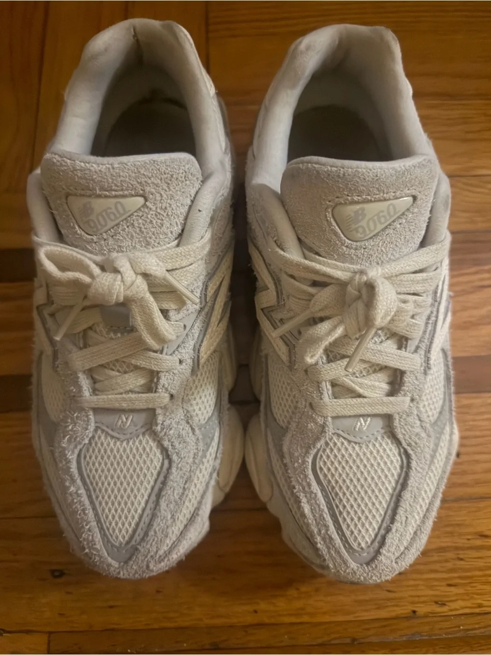 NEW BALANCE 9060 QUARTZ GREY